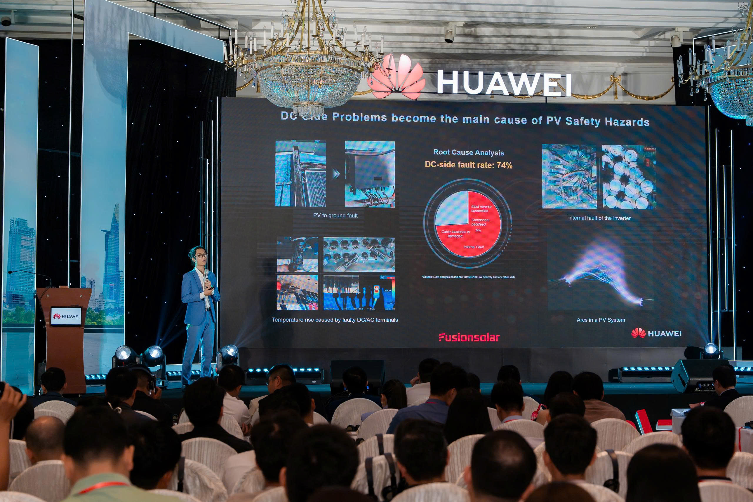 Ông Nguyễn Quang Tú giới thiệu giải pháp Huawei Digital Power